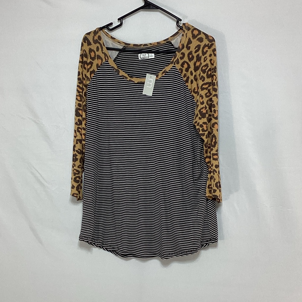 NWT Maurice’s 24/7 Large Leopard Print and Stripe Long Sleeve Top